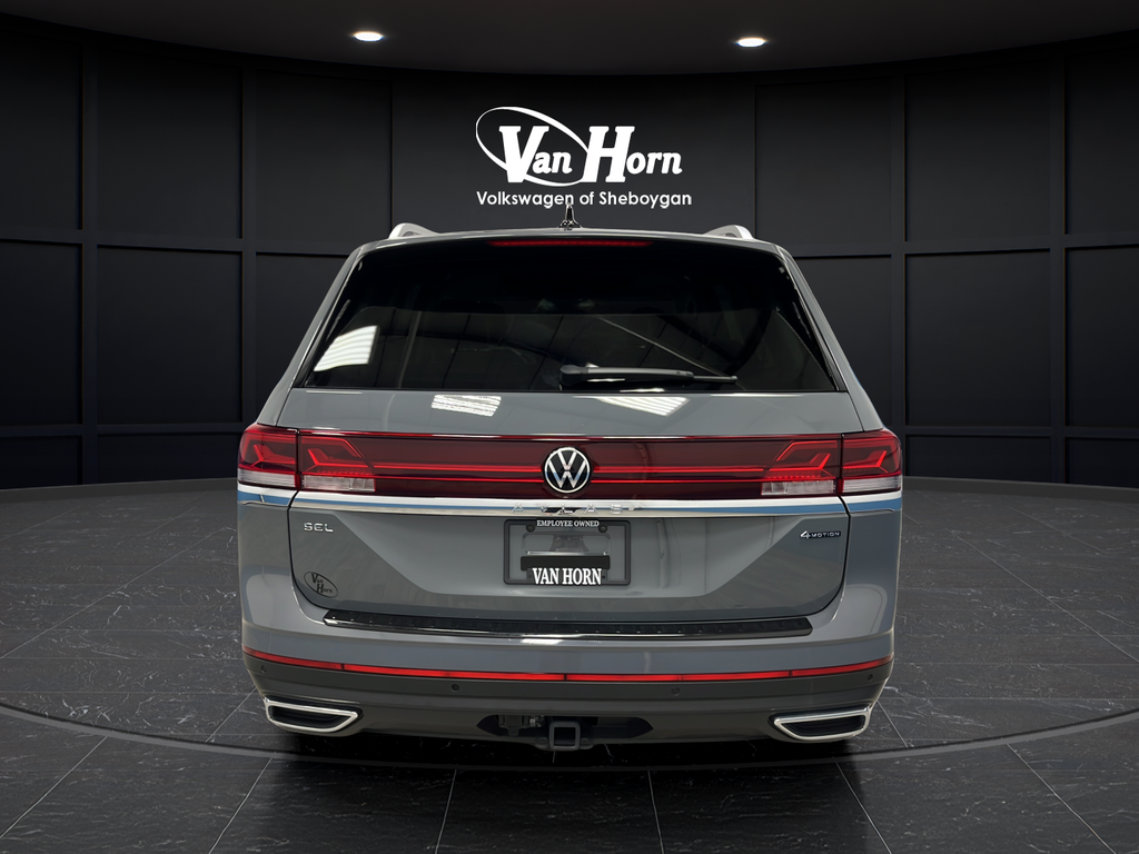 Used 2025 Gray Volkswagen 2.0T SEL image 6