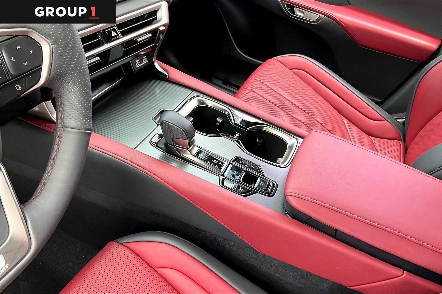 Used 2023 Iridium Lexus F SPORT Handling image 15