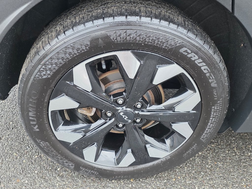 Used 2023 Ebony Black Kia X-Line image 26