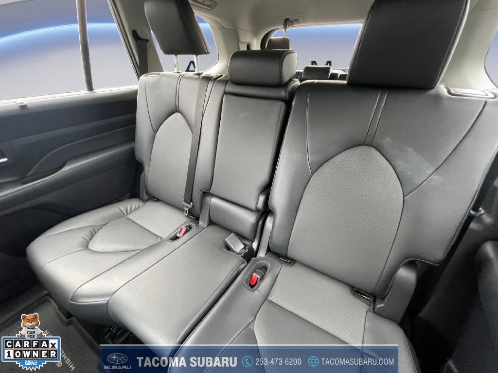 Used 2026  Toyota XLE image 16