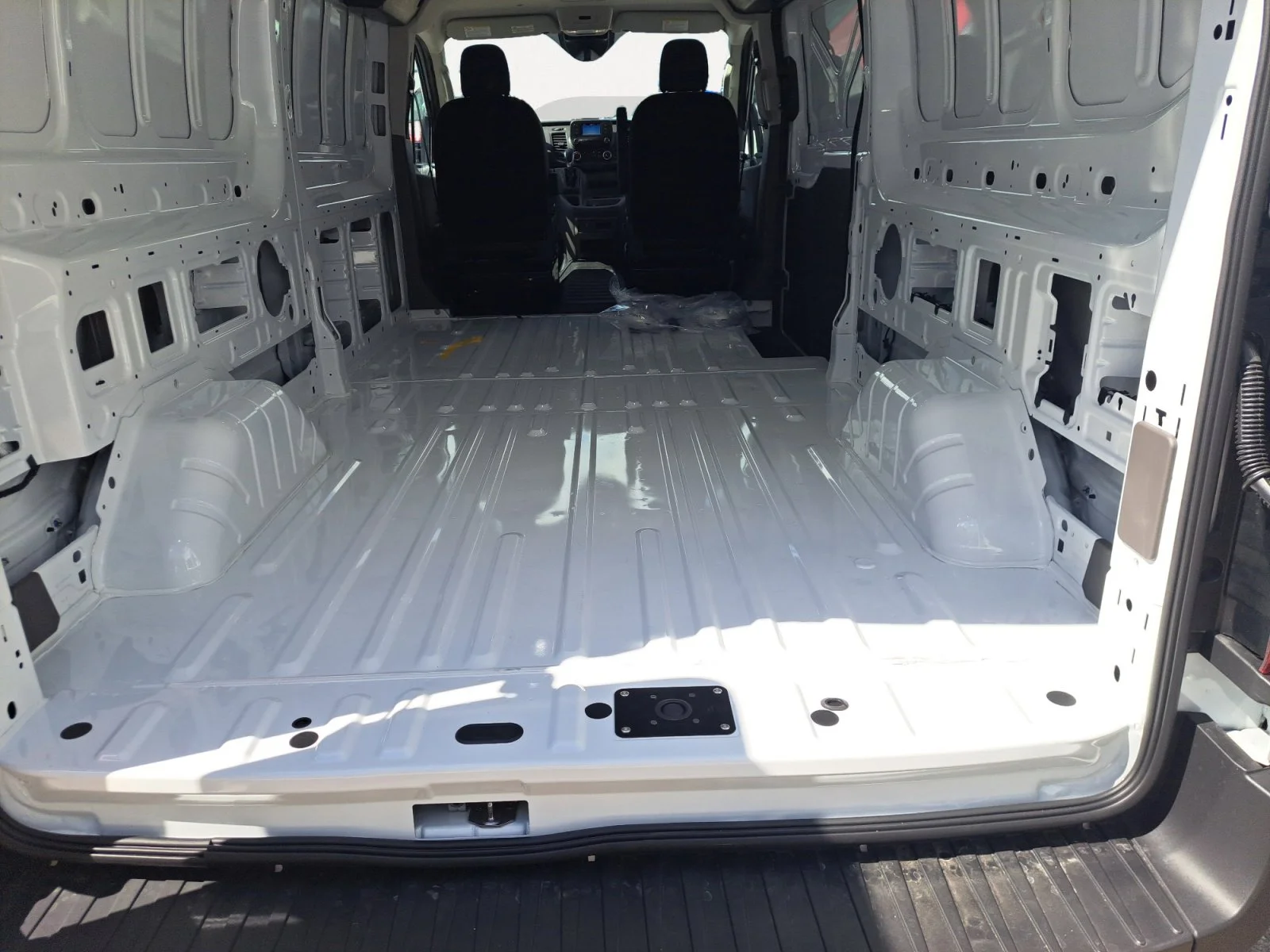 2025 Ford Transit Van Base - Photo 12