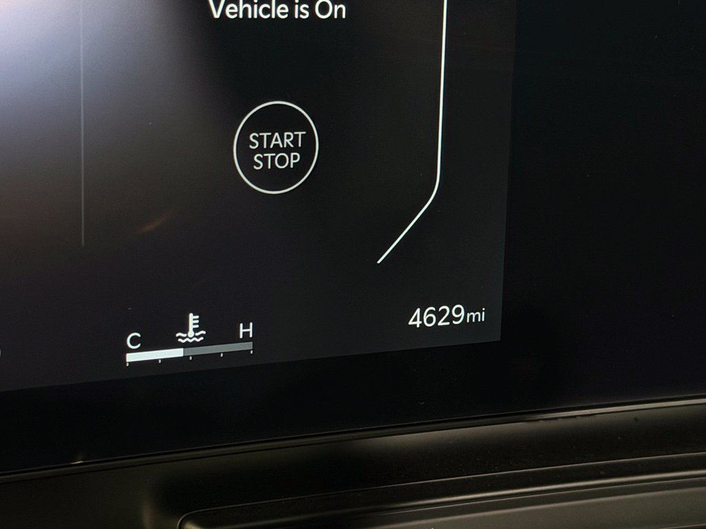 Used 2025 White Kia SX Prestige image 15