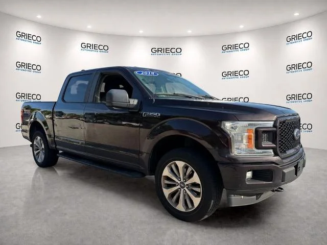 Used 2018 Magma Red Ford XL image 11