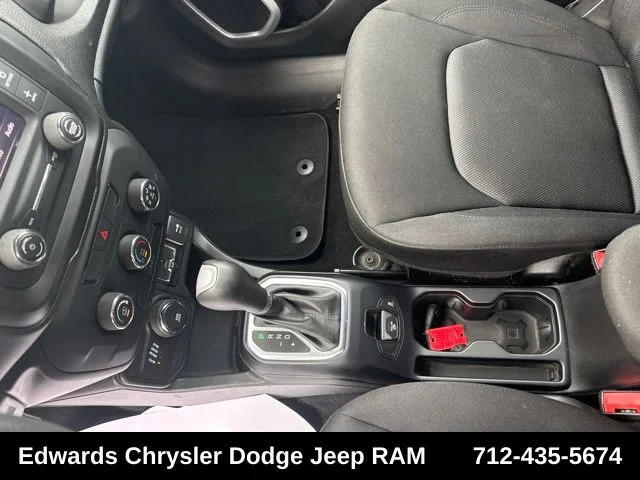 Used 2018 White Jeep Sport image 17
