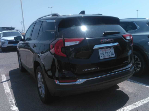 Used 2024 Black GMC SLT image 2