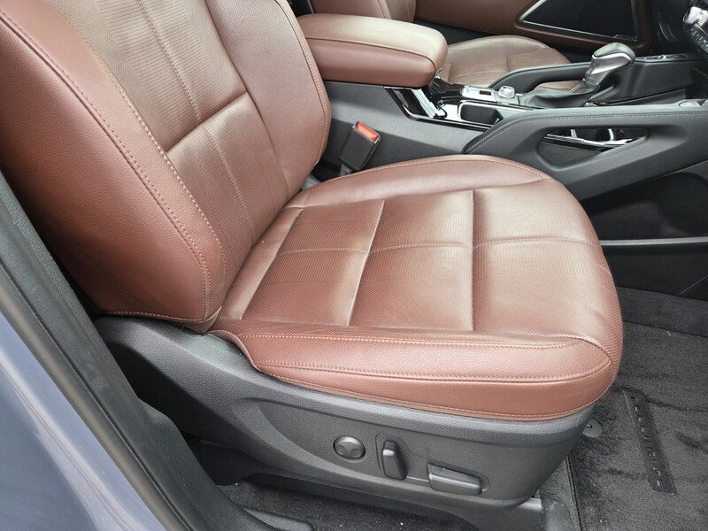 Used 2024 Silver Kia EX image 29