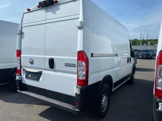 Used 2025  Ram High Roof image 3