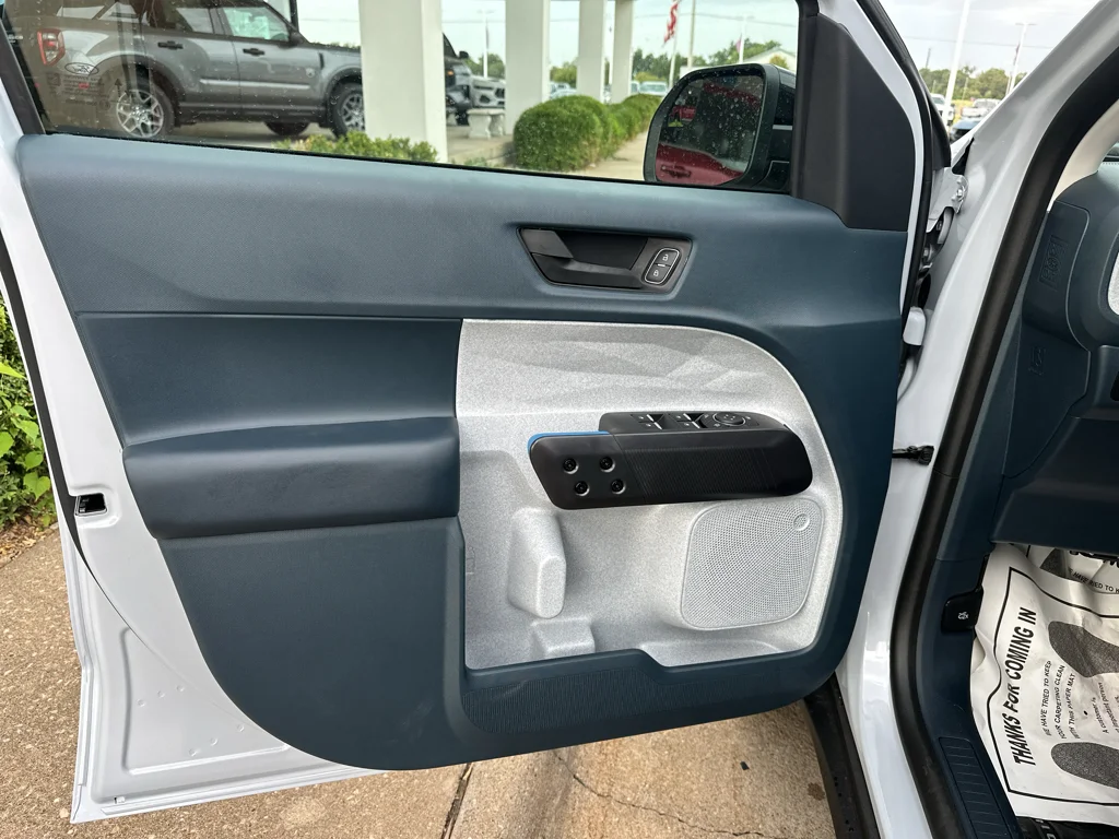 New 2026 Space White Metallic Ford XLT image 17