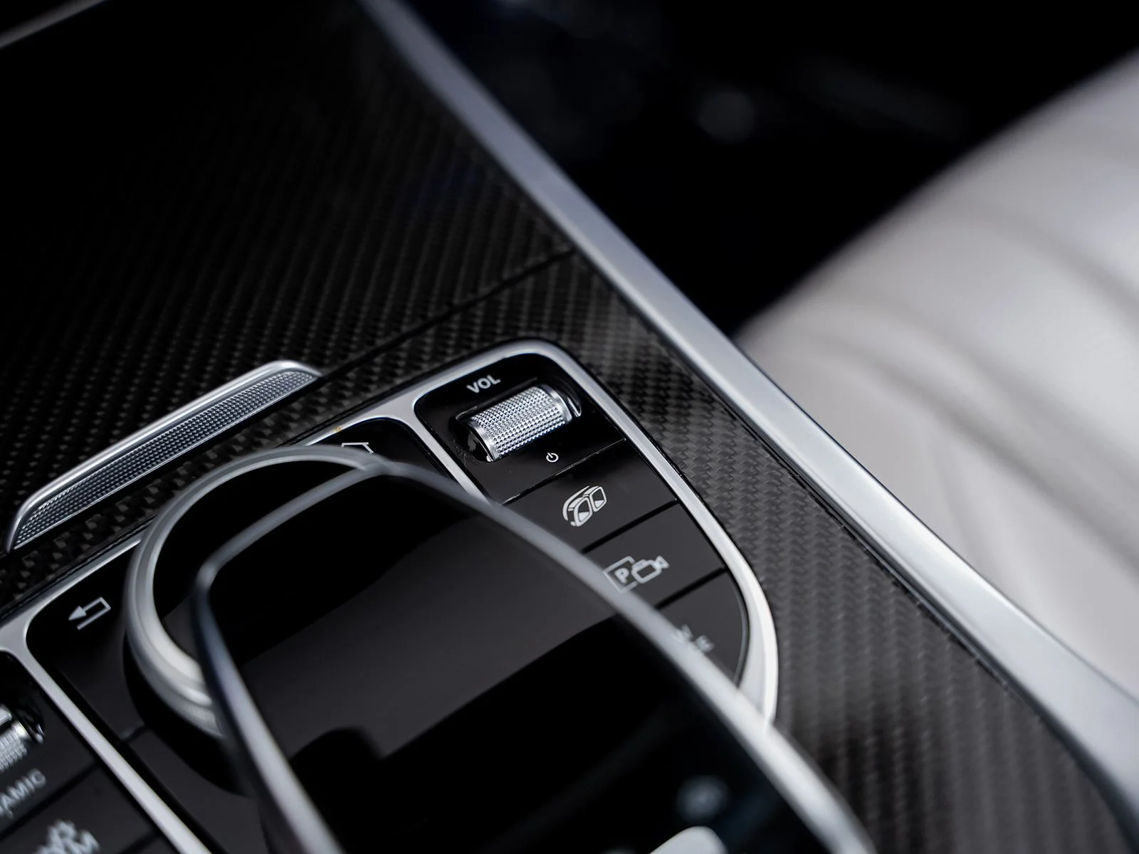 Used 2022 White Mercedes-Benz G 63 AMG® image 39