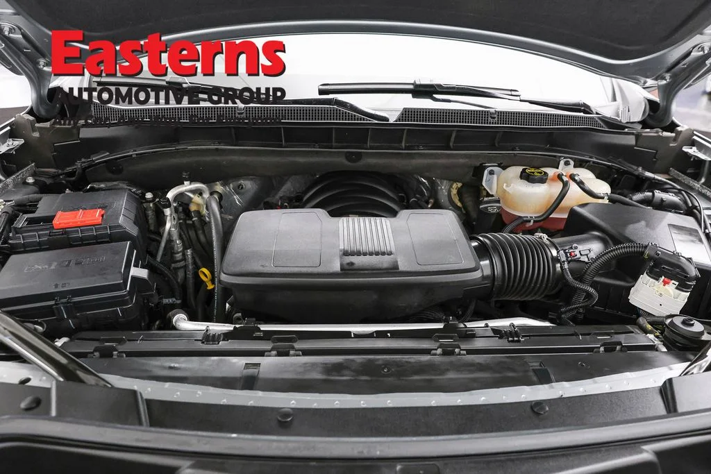 Used 2025 Gray Chevrolet Z71 image 7