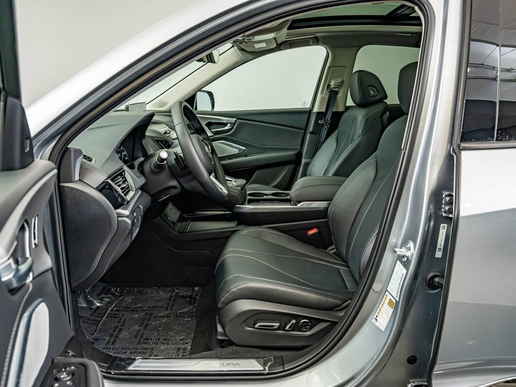 New 2026 Solar Silver Metallic Acura Technology Package image 32