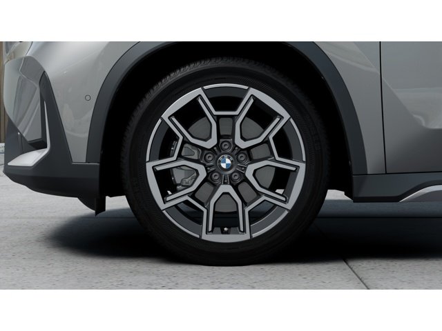New 2026 Space Silver Metallic BMW  image 7