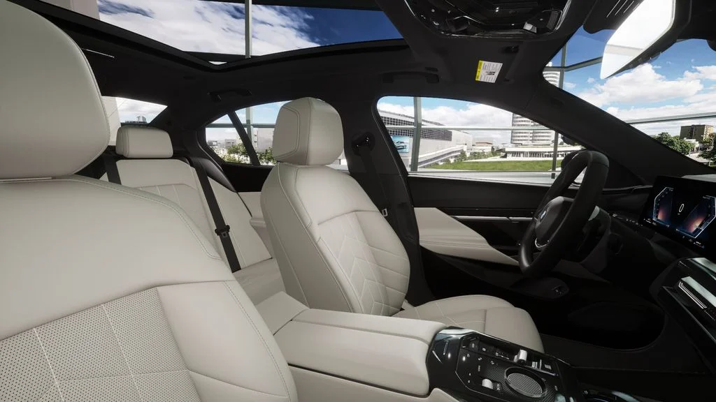 2025 BMW 5 Series 530i - Photo 38