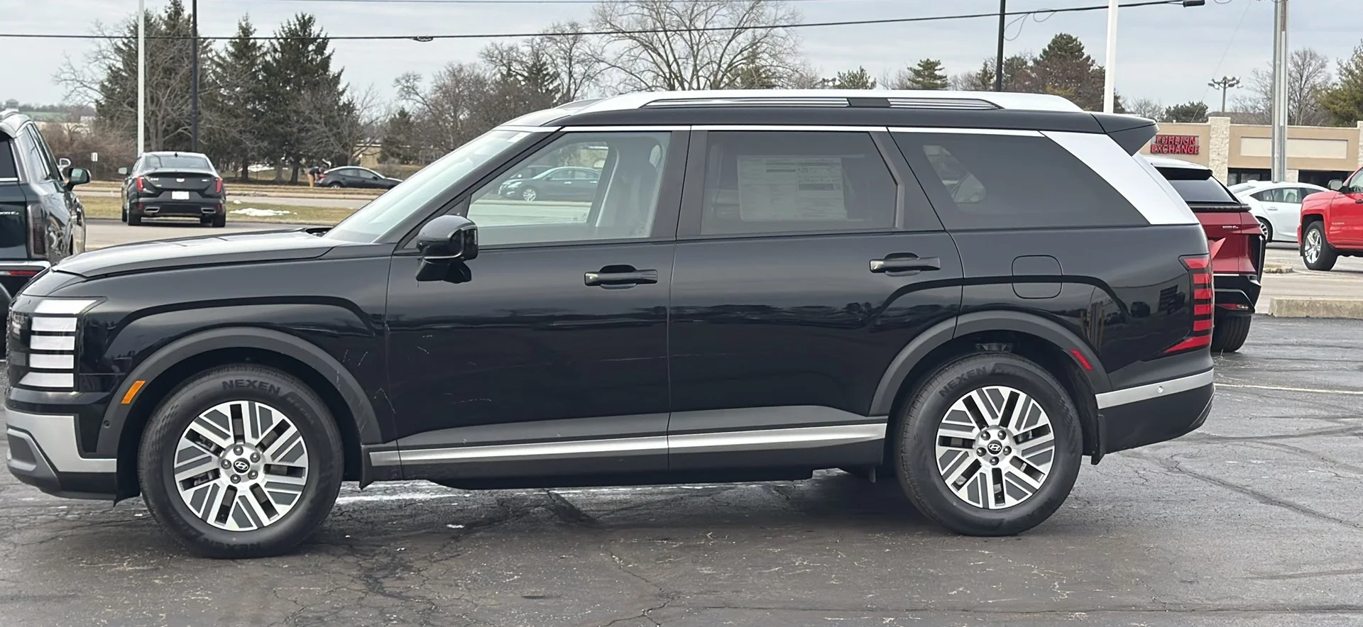 New 2026 Abyss Black Pearl Hyundai SEL Premium 7P image 4