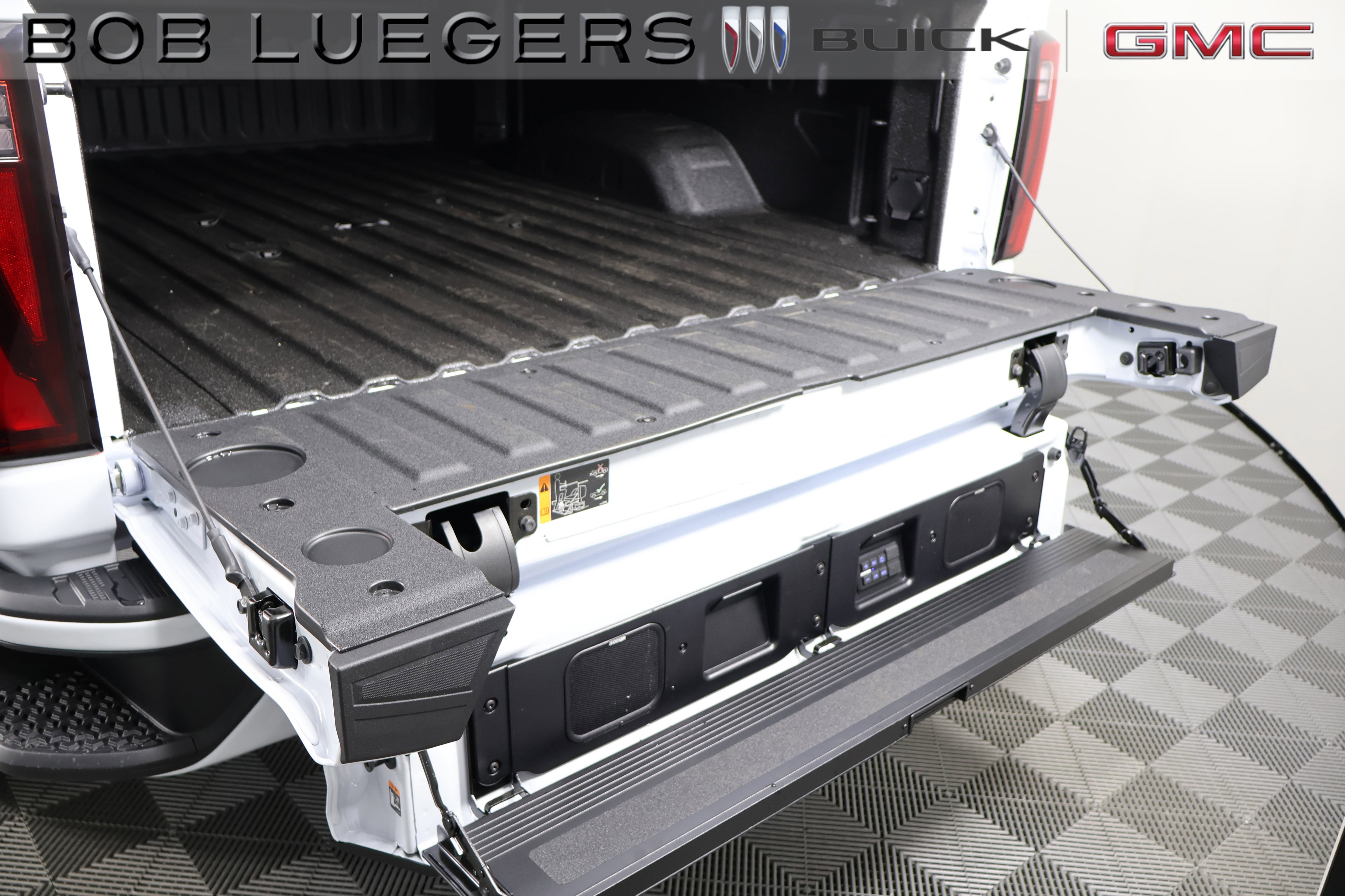 2026 GMC Sierra 2500HD Denali Ultimate - Photo 7