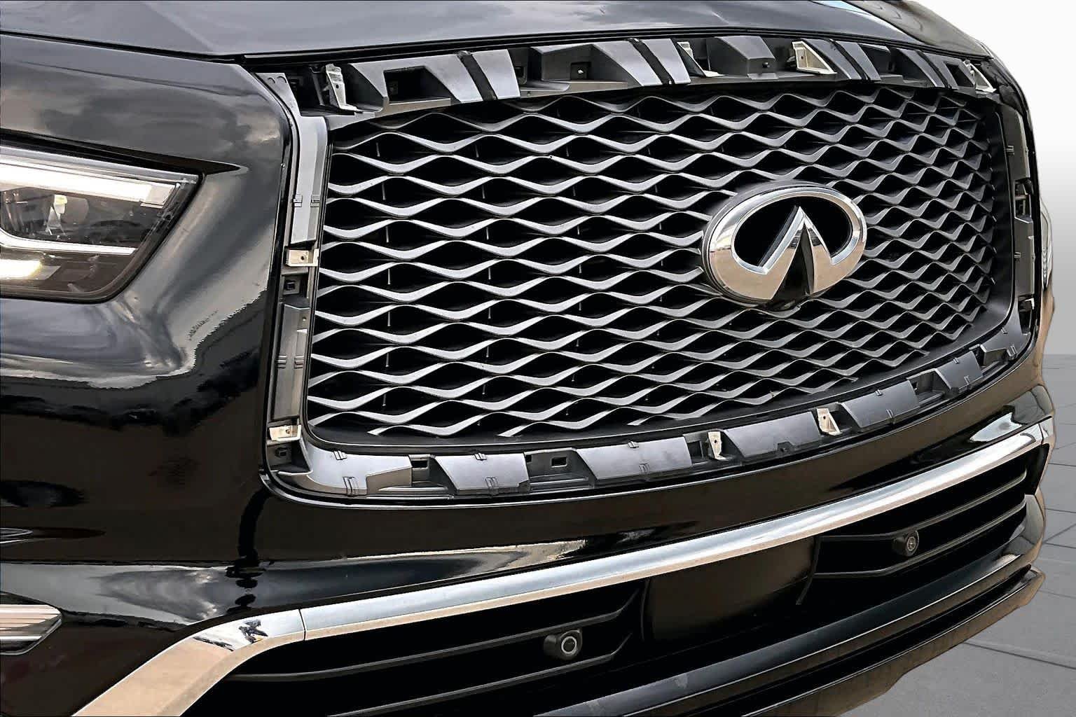 Used 2020 Black Obsidian INFINITI LUXE image 30