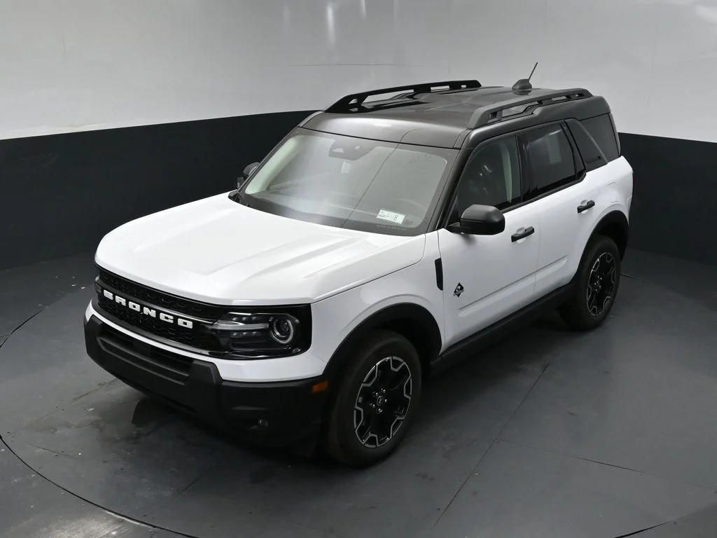 New 2026 Oxford White Ford Outer Banks® image 35