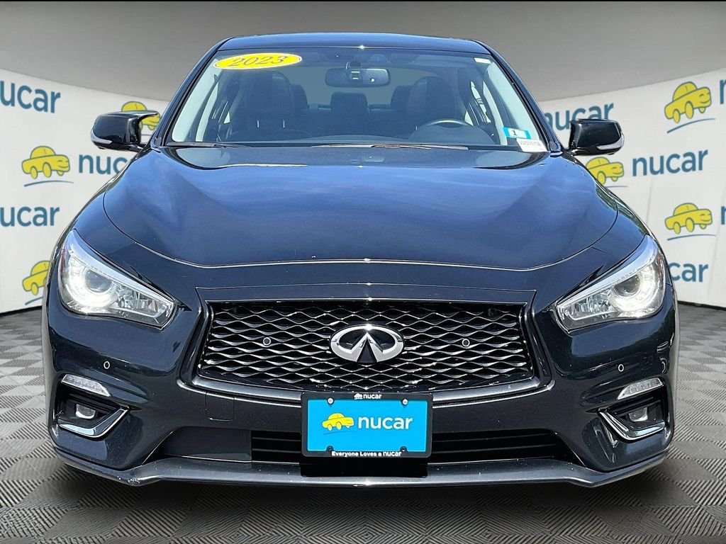 Used 2023 Black INFINITI LUXE image 2