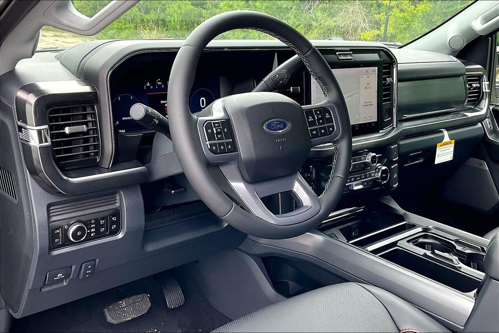 New 2026 Ford Super Duty F-250 Lariat 4D Crew Cab