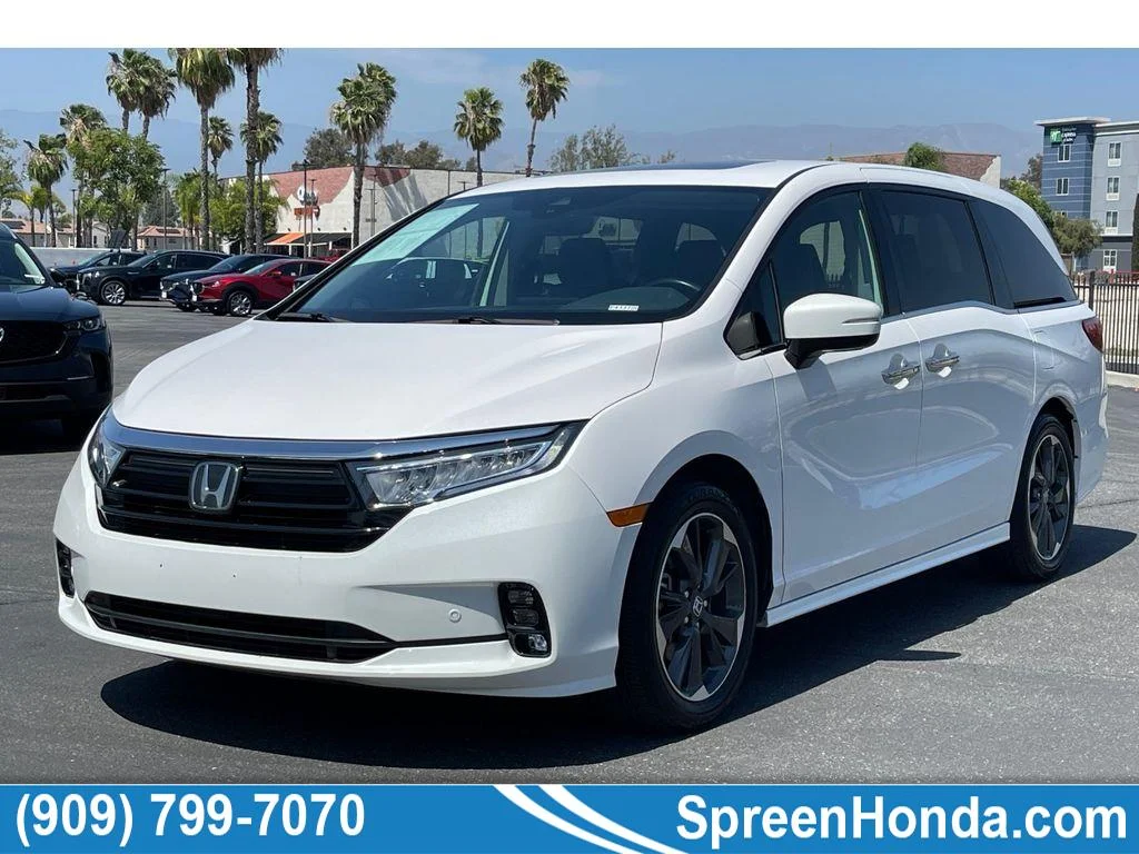 2024 Honda Odyssey Elite's photo