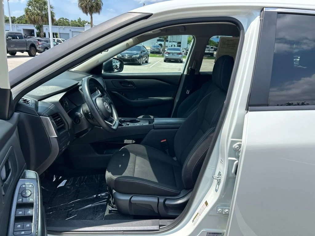 Certified Used 2024 White Nissan S image 17