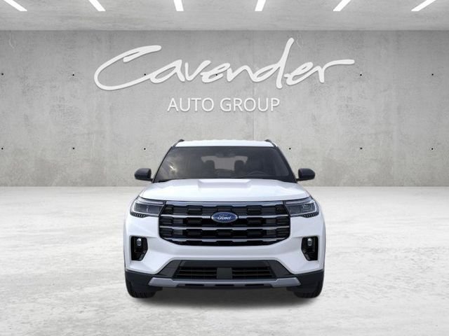 New 2026 Star White Metallic Tri-Coat Ford Active image 7