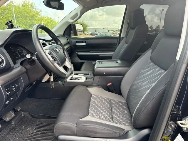 Used 2018 Black Toyota SR5 image 9