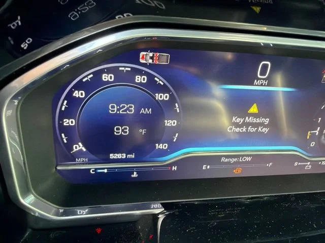 Used 2025 Lakeshore Blue Metallic Chevrolet LT image 8