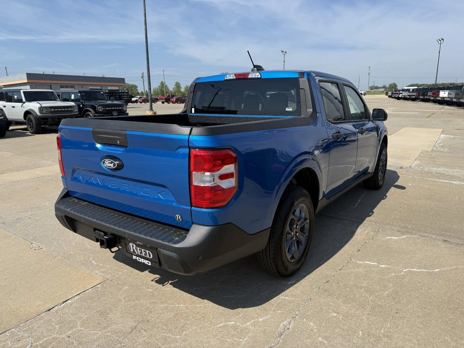 New 2026 Velocity Blue Ford XLT image 9