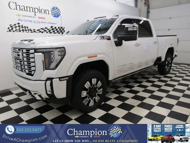 Used 2024 White Frost Tricoat GMC Denali image 14