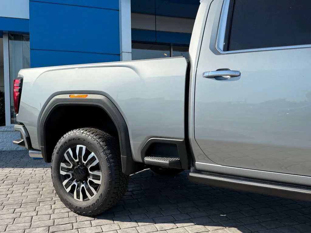 New 2026 Sterling Metallic GMC Denali Ultimate image 6