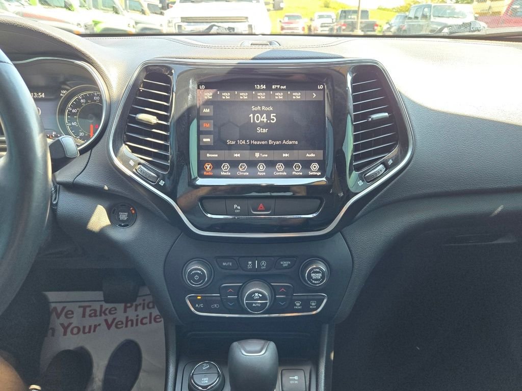 Used 2019 Red Jeep Limited image 20
