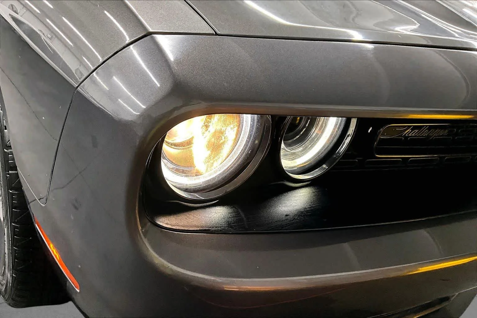 Used 2023 Granite Pearlcoat Dodge SXT image 25
