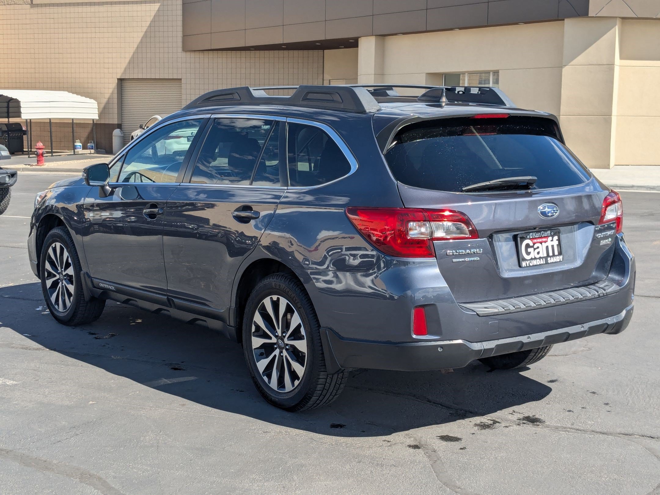 Used 2017 Carbide Gray Metallic Subaru Limited image 7