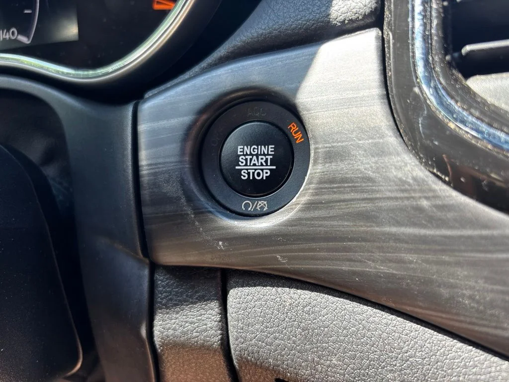 Used 2021 White Jeep Laredo X image 31