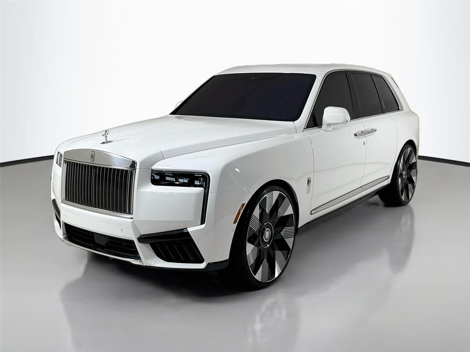 Used 2025 English White Rolls-Royce 26