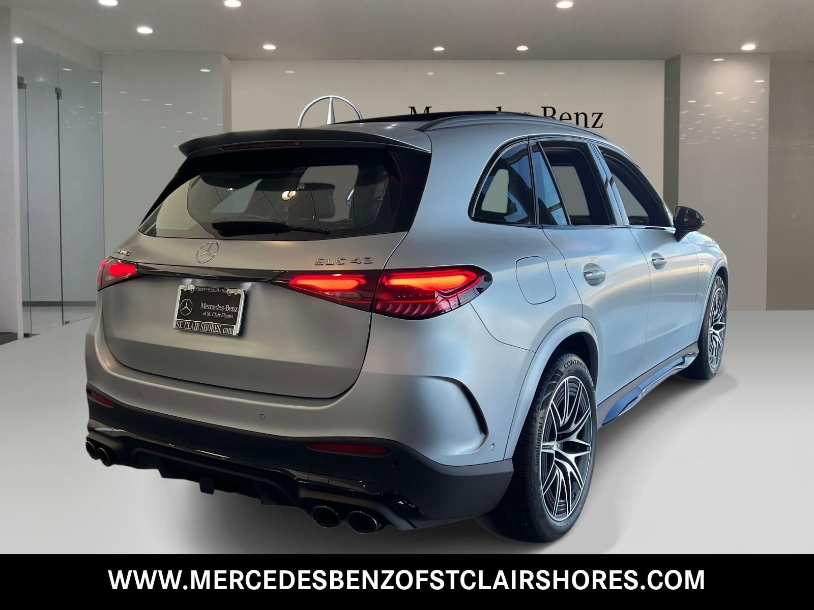 New 2026 MANUFAKTUR Cirrus Silver Magno Mercedes-Benz AMG® GLC 43 4MATIC® SUV image 6
