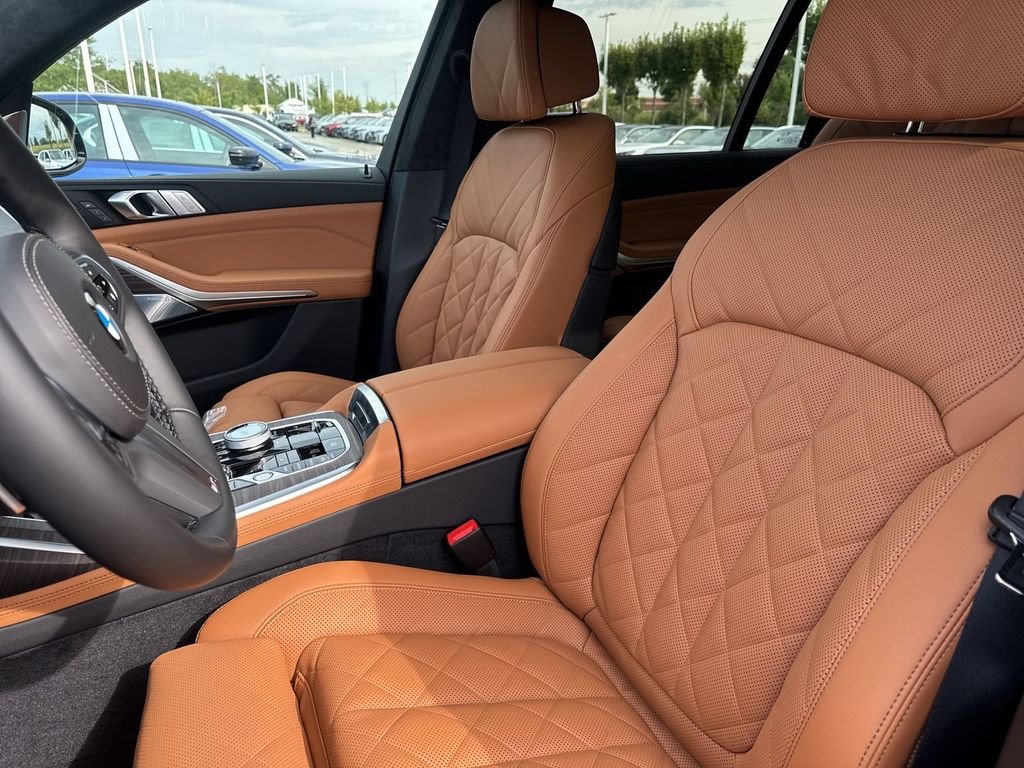 New 2027 Manhattan Green Metallic BMW xDrive40i image 18