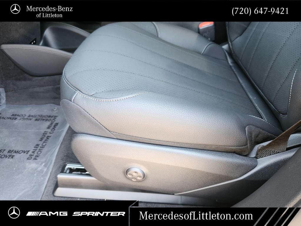 New 2026 Black Mercedes-Benz 320 SUV image 23