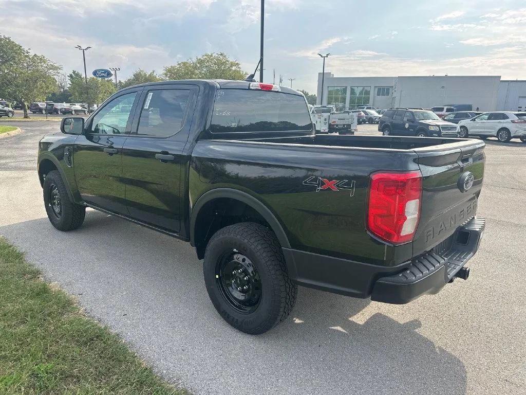 New 2026 Black Ford XL image 12