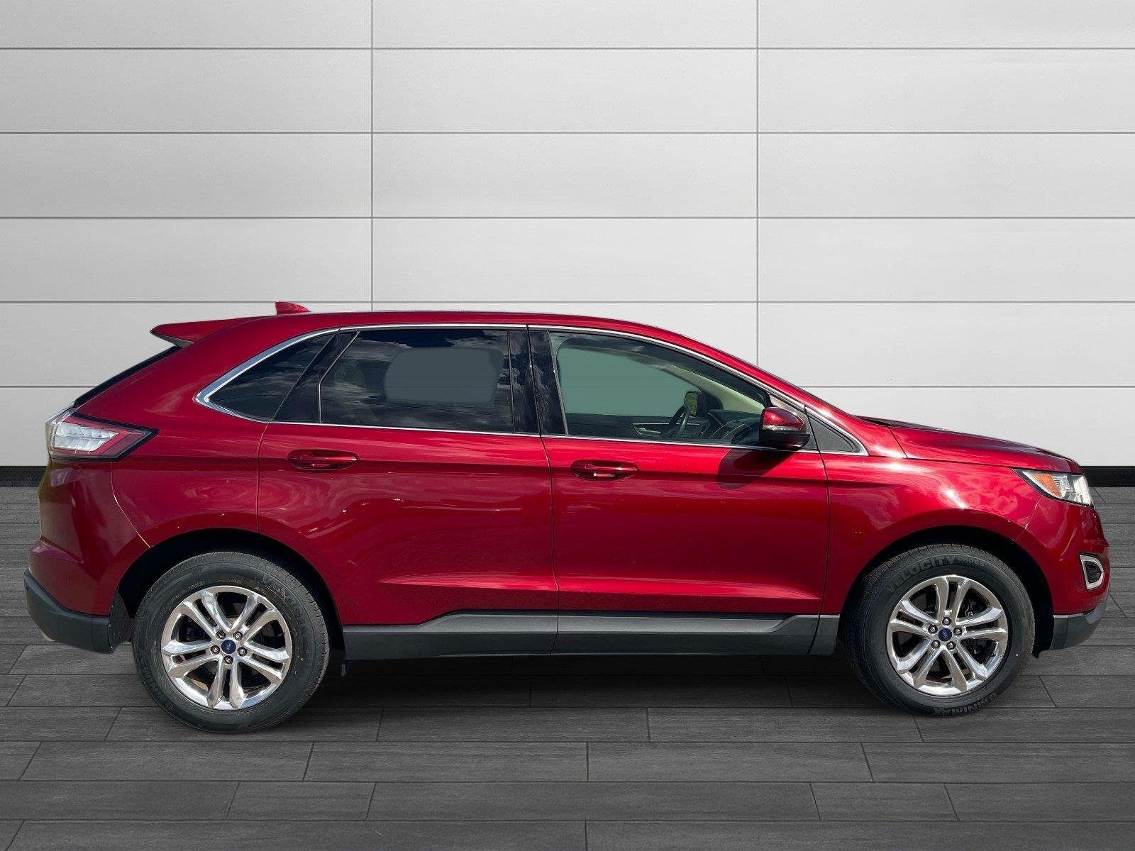 Used 2015 Ruby Red Metallic Tinted Clearcoat Ford SEL image 2
