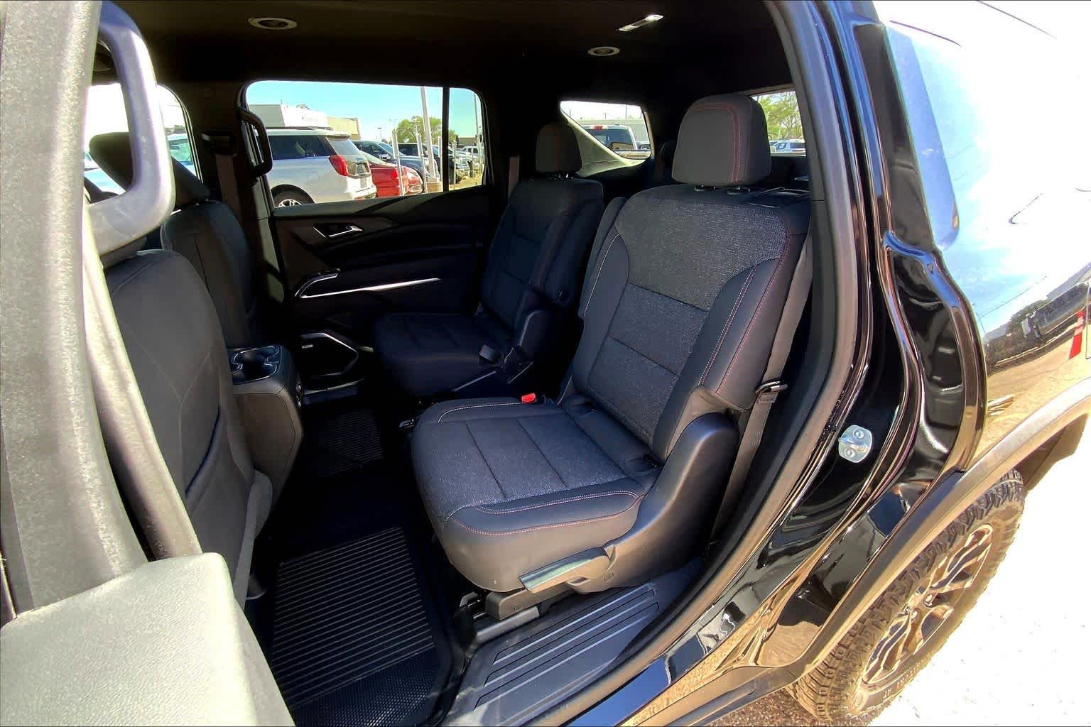 2024 Chevrolet Traverse Z71 - Photo 21