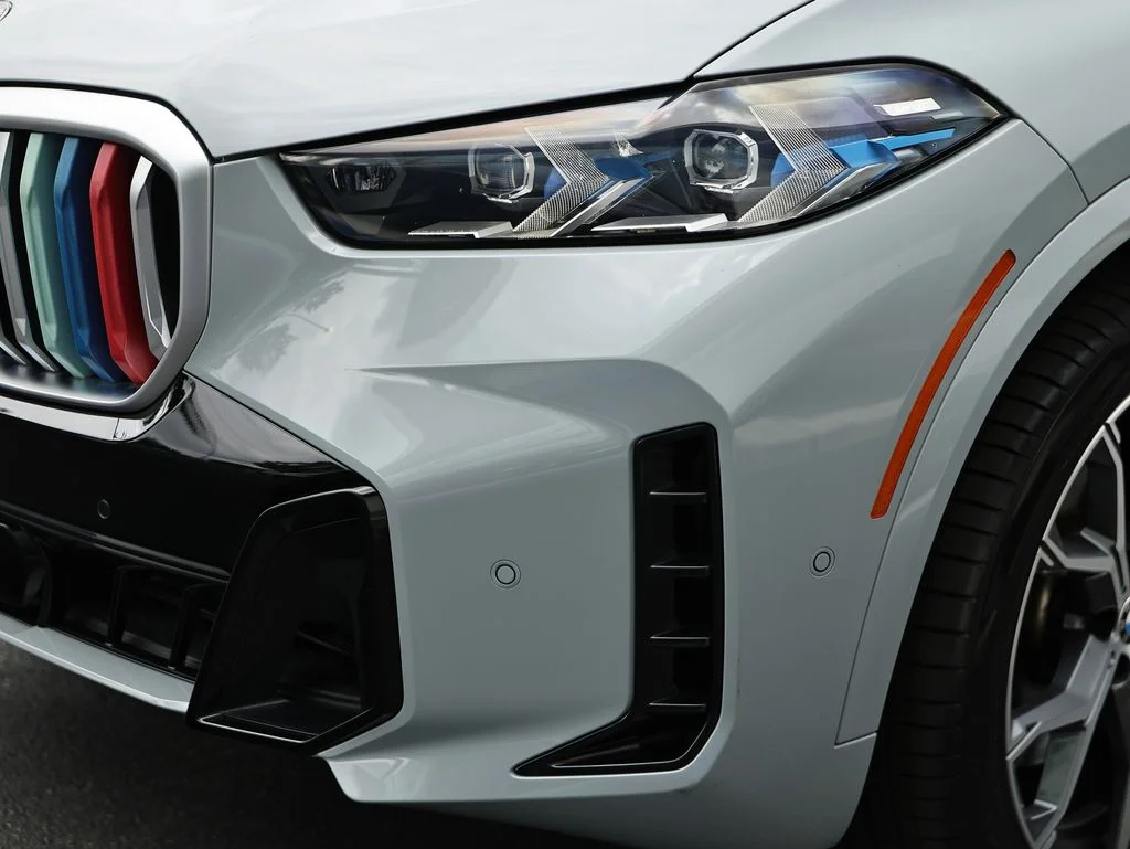 Used 2024 Brooklyn Gray Metallic BMW sDrive40i image 12