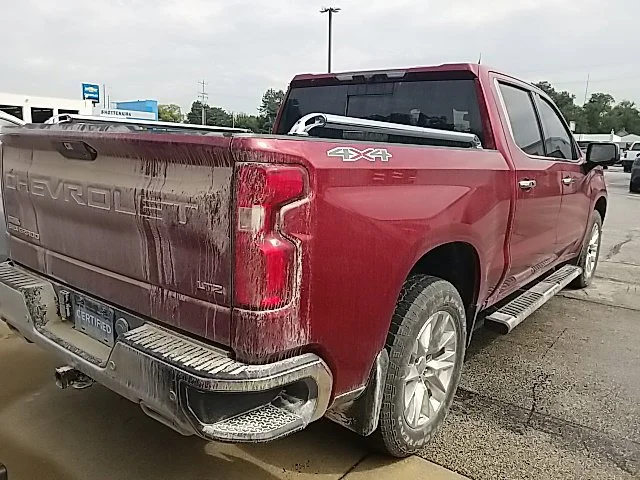 Used 2020 Red Chevrolet LTZ image 31