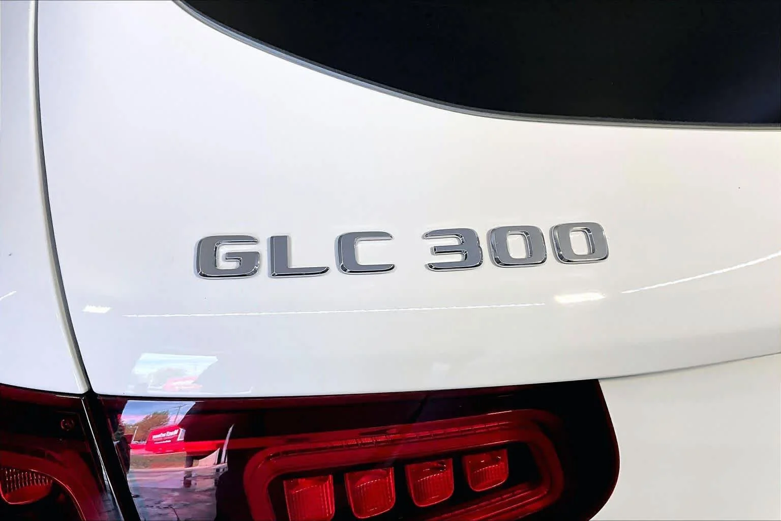 Used 2020 Polar White Mercedes-Benz GLC 300 image 10