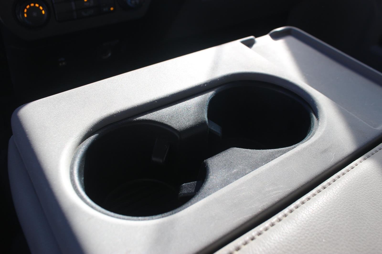 Used 2020 White Ford XL image 21