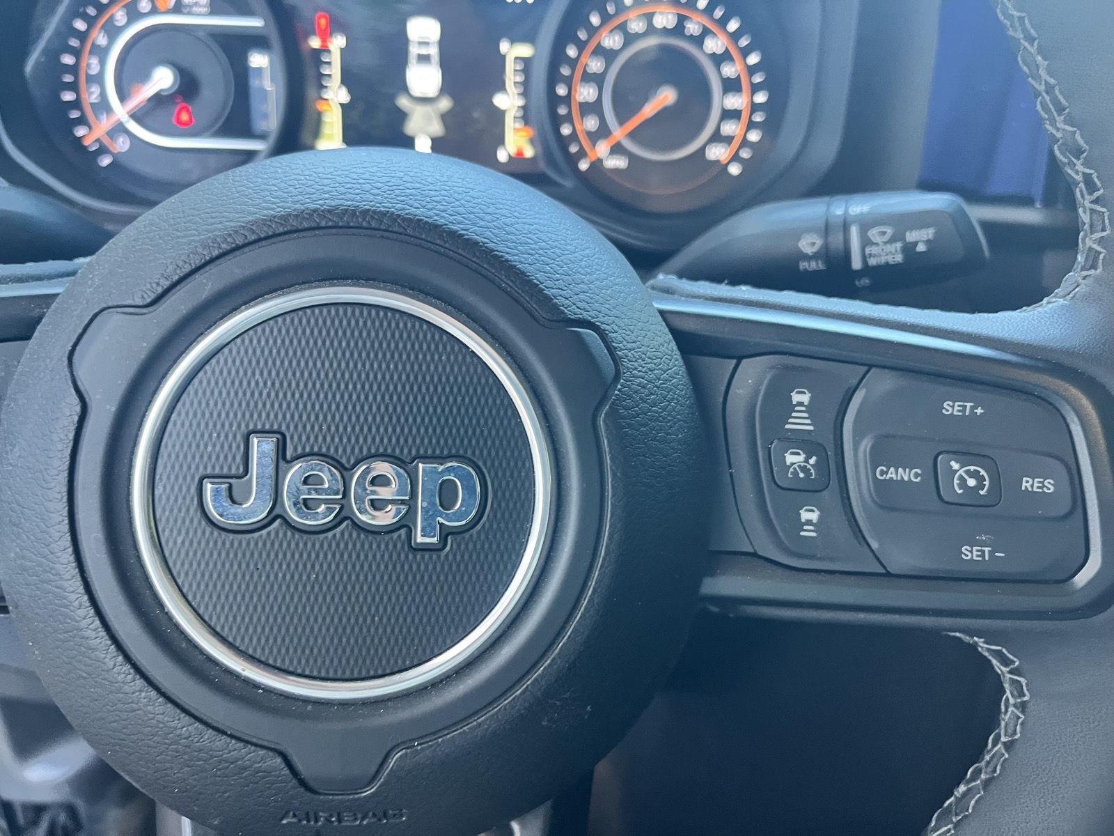 Used 2025 Black Clearcoat Jeep Rubicon image 26