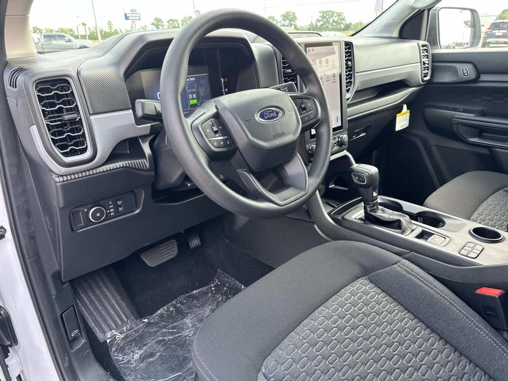 New 2026 Oxford White Ford XL image 9