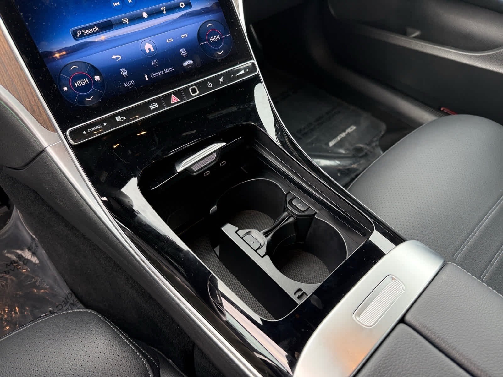 2025 Mercedes-Benz C-Class Sedan C 300 - Photo 19