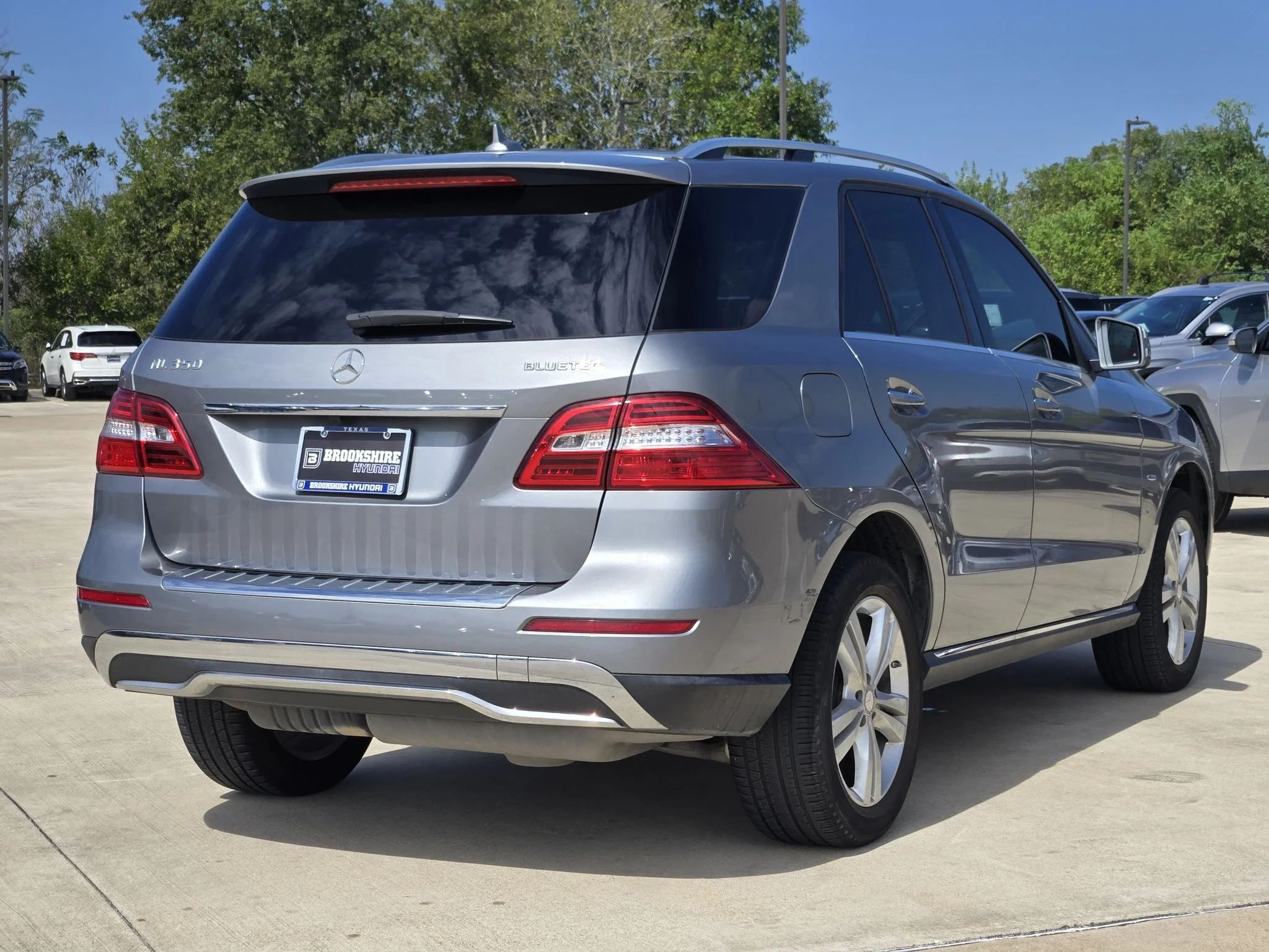 Used 2012 Palladium Silver Metallic Mercedes-Benz ML350 BlueTEC® image 6